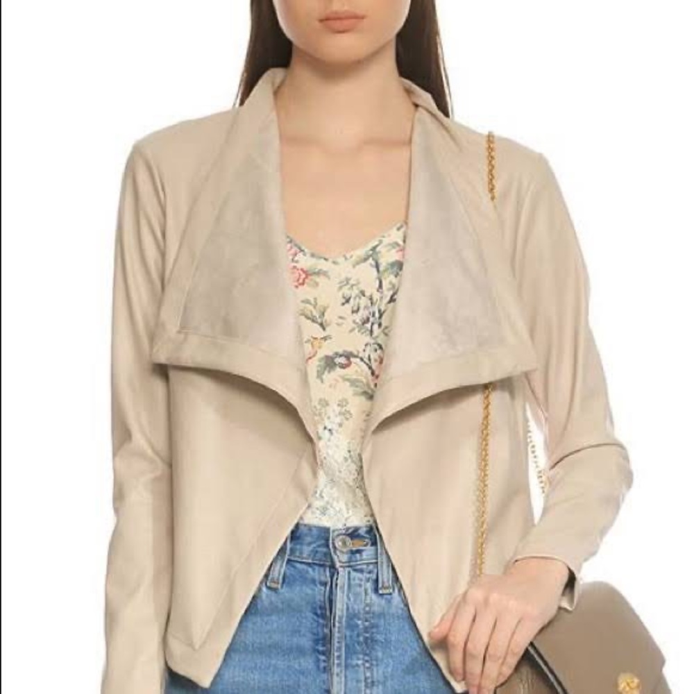 BB DAKOTA Tan “Gracelyn faux leather open collar jacket size XS